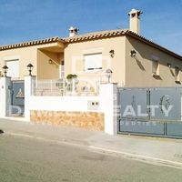 Дом в Испании, Каталония, Жирона, 340 кв.м.