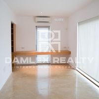 Villa in Spain, Catalunya, Barcelona, 323 sq.m.