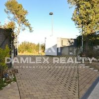 Villa in Spain, Catalunya, Barcelona, 323 sq.m.