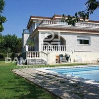 Дом в Испании, Каталония, Жирона, 450 кв.м.