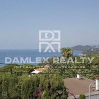 Дом в Испании, Каталония, Жирона, 450 кв.м.