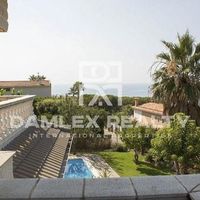 Дом в Испании, Каталония, Жирона, 450 кв.м.