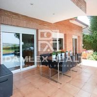 Дом в Испании, Каталония, Жирона, 385 кв.м.