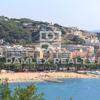 Дом в Испании, Каталония, Жирона, 450 кв.м.