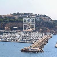 Дом в Испании, Каталония, Жирона, 450 кв.м.