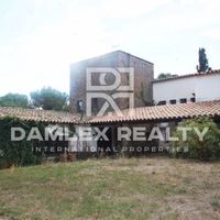 Дом в Испании, Каталония, Жирона, 1000 кв.м.