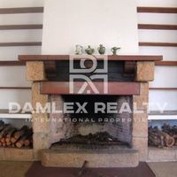 Дом в Испании, Каталония, Жирона, 1000 кв.м.