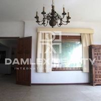 Дом в Испании, Каталония, Жирона, 1000 кв.м.