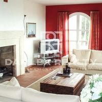 Дом в Испании, Каталония, Жирона, 600 кв.м.