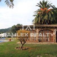 Дом в Испании, Каталония, Жирона, 406 кв.м.