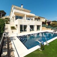 Дом в Испании, Каталония, Жирона, 550 кв.м.