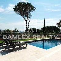 Дом в Испании, Каталония, Жирона, 550 кв.м.