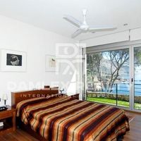 Villa in Spain, Catalunya, Girona, 400 sq.m.