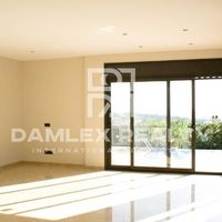 Дом в Испании, Каталония, Жирона, 288 кв.м.