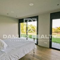 Дом в Испании, Каталония, Жирона, 300 кв.м.