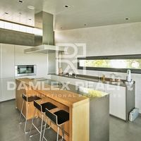 Дом в Испании, Каталония, Жирона, 300 кв.м.