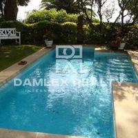 Дом в Испании, Каталония, Жирона, 430 кв.м.