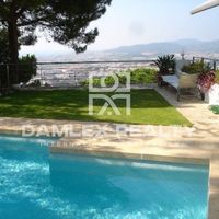 Дом в Испании, Каталония, Жирона, 430 кв.м.