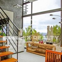 Villa in Spain, Catalunya, Girona, 360 sq.m.