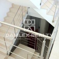 Villa in Spain, Catalunya, Girona, 485 sq.m.