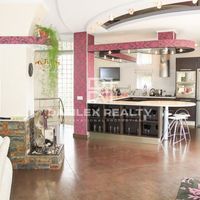 Дом в Испании, Каталония, Жирона, 360 кв.м.