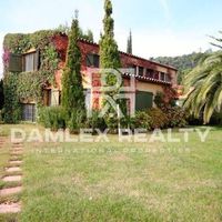 Дом в Испании, Каталония, Жирона, 400 кв.м.