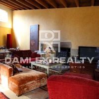 Дом в Испании, Каталония, Жирона, 400 кв.м.