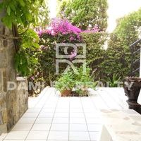 Вилла в Испании, Каталония, Жирона, 280 кв.м.