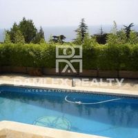 Дом в Испании, Каталония, Жирона, 225 кв.м.