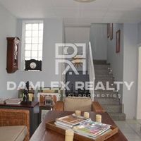 Вилла в Испании, Каталония, Жирона, 250 кв.м.