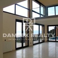 Вилла в Испании, Каталония, Жирона, 350 кв.м.