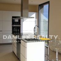 Вилла в Испании, Каталония, Жирона, 350 кв.м.