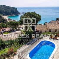 House in Spain, Catalunya, Girona, 210 sq.m.