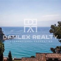 House in Spain, Catalunya, Girona, 210 sq.m.