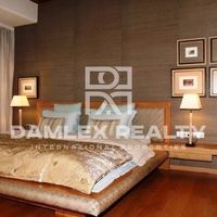 Villa in Spain, Catalunya, Girona, 809 sq.m.