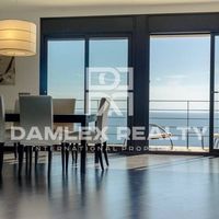 Villa in Spain, Catalunya, Girona, 320 sq.m.