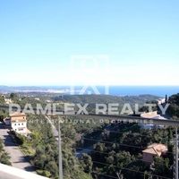 Villa in Spain, Catalunya, Girona, 317 sq.m.