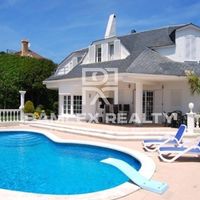 Дом в Испании, Каталония, Жирона, 250 кв.м.