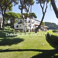 Вилла в Испании, Каталония, Жирона, 650 кв.м.