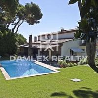 Вилла в Испании, Каталония, Жирона, 650 кв.м.