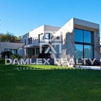 Вилла в Испании, Каталония, Жирона, 360 кв.м.