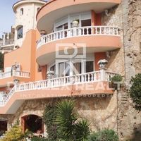 Villa in Spain, Catalunya, Girona, 320 sq.m.