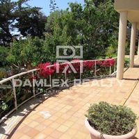 Villa in Spain, Catalunya, Girona, 400 sq.m.