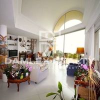 Villa in Spain, Catalunya, Girona, 400 sq.m.