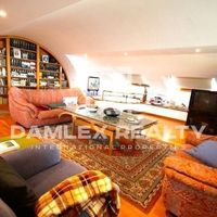 Villa in Spain, Catalunya, Girona, 400 sq.m.