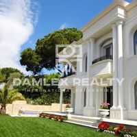 Дом в Испании, Каталония, Жирона, 500 кв.м.