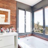 Дом в Испании, Каталония, Жирона, 340 кв.м.