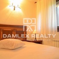 Villa in Spain, Catalunya, Girona, 607 sq.m.