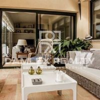 Villa in Spain, Catalunya, Girona, 550 sq.m.