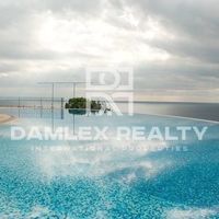 Villa in Spain, Catalunya, Girona, 800 sq.m.